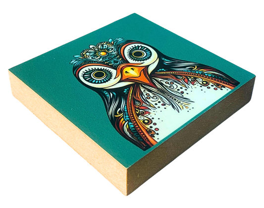 Liegende Ansicht Holzbild mit orangefarbenem Hintergrund und Giraffenkopf mit bunten Mandala-Mustern