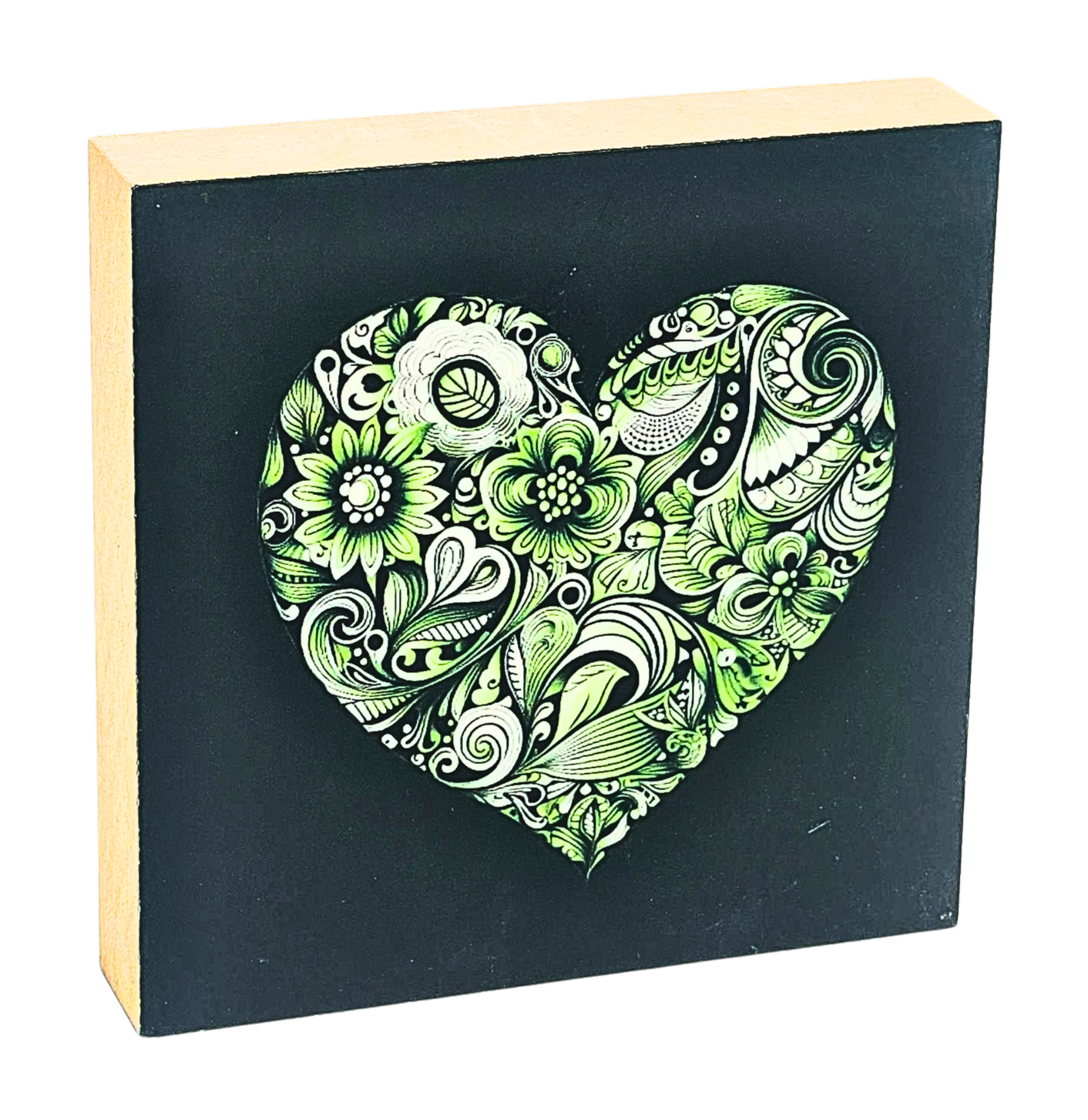 Holzbild 10 x 10 cm mit Herz aus floralen Mustern in Grün und Weiß auf grünem Hintergrund